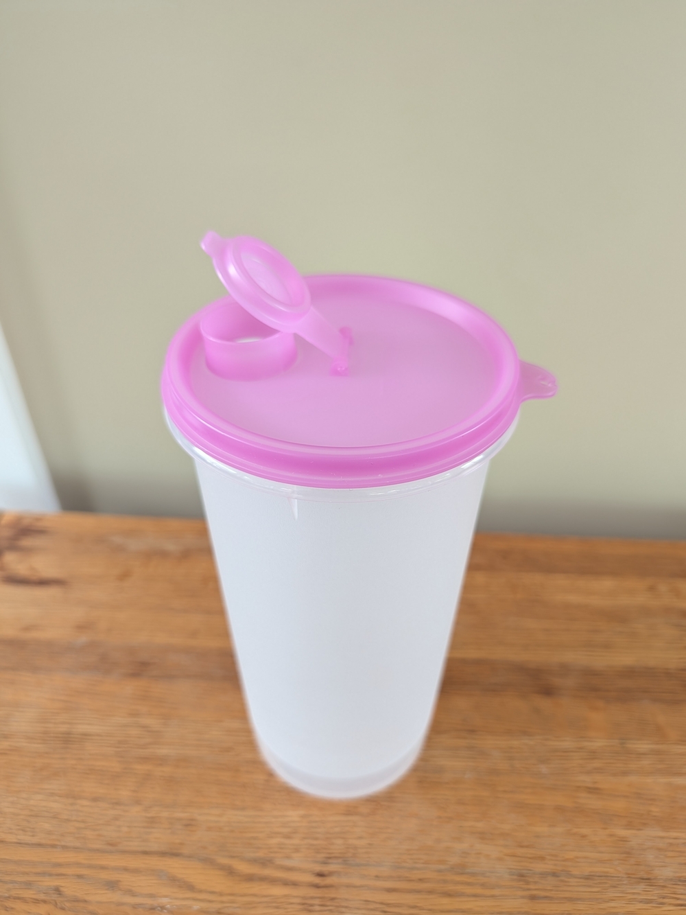 NWT Tupperware Pitcher - Picture 2 of 5